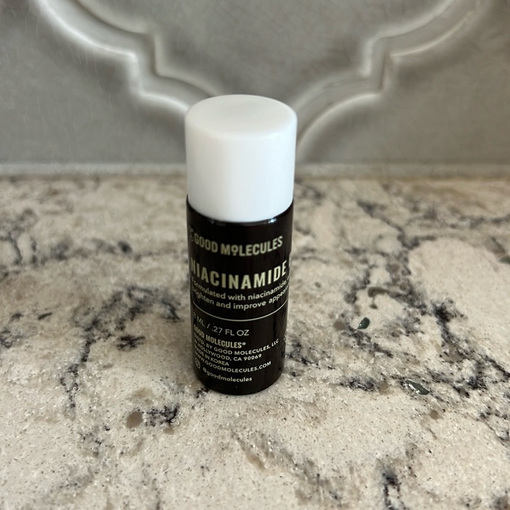 4/$14 Good Molecules Niacinamide Brightening Toner, Travel Size 8 mL, NEW